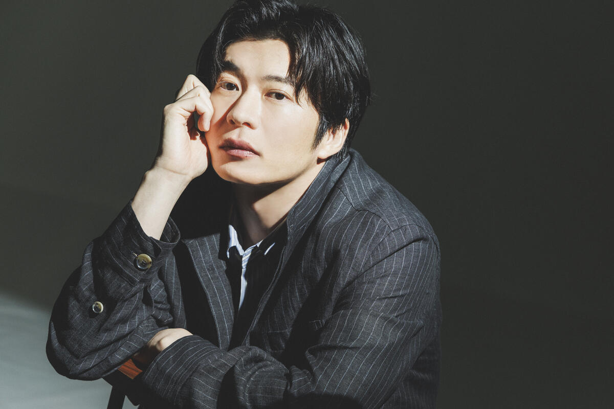 田中圭が「一発勝負みたいな面白さがありました」と振り返る、100分間ノンストップ撮影の異色作「ドラマW 三谷幸喜『おい、太宰』」