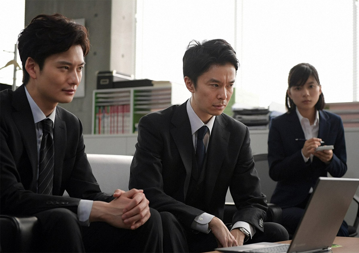 長谷川博己×岡田将生のタッグで、刑事と警察組織の戦いを描く重厚な警察ドラマ!安田顕、芳根京子共演「小さな巨人」