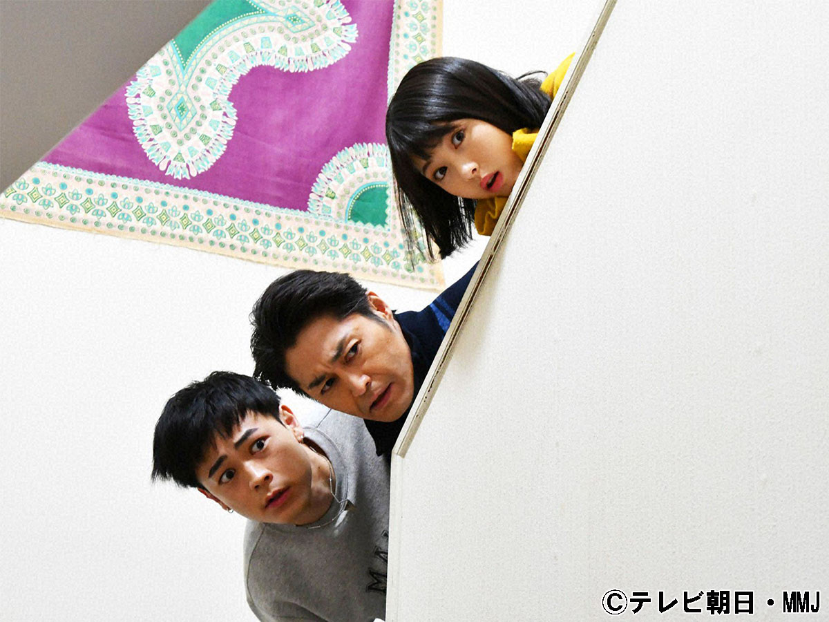 浜辺美波が演じる名探偵がチャーミングすぎる!安田顕、成田凌共演でコミカルさも楽しい謎解きミステリー「アリバイ崩し承ります」