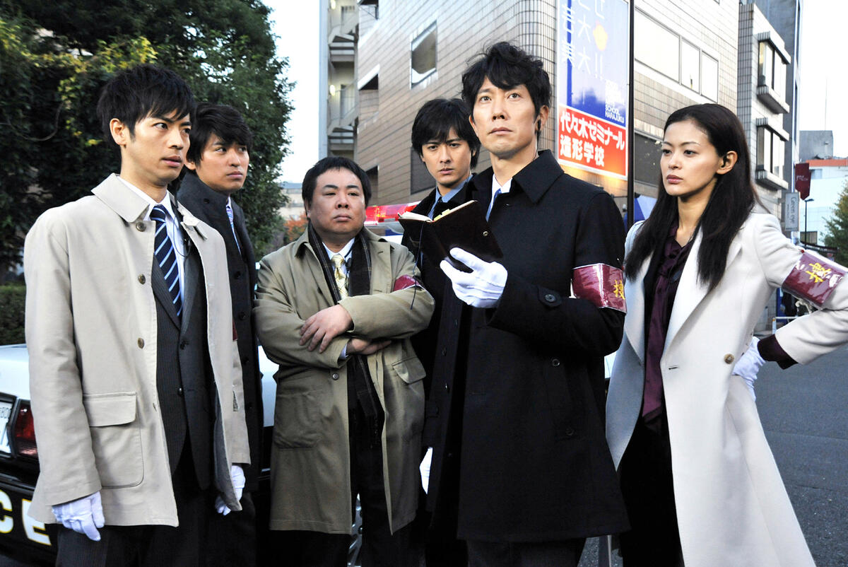 佐々木蔵之介がチャーミングながら涼しげな刑事を好演! 名取裕子、古田新太ら実力派揃いのゲストとの芝居も見逃せない「ハンチョウ~神南署安積班~シリーズ2」