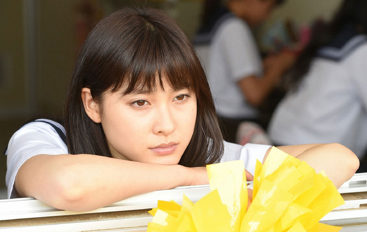 土屋太鳳がピュアな透明感たっぷりに、チアダンスに夢を見るひたむきな高校生を好演!広瀬すず、山本舞香ら共演「チア☆ダン」